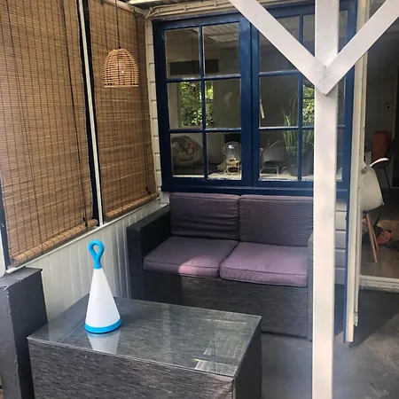 Forest Hattem Шале